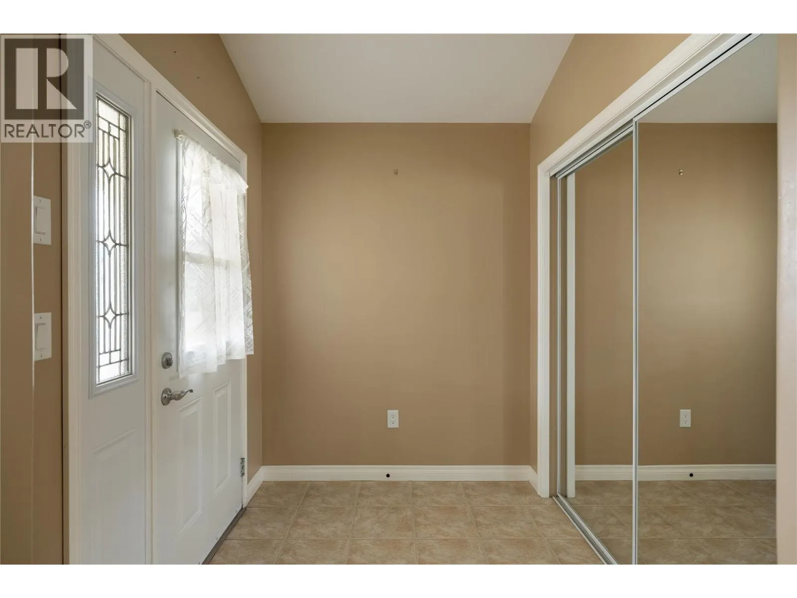 #10 1231 10 Street SW