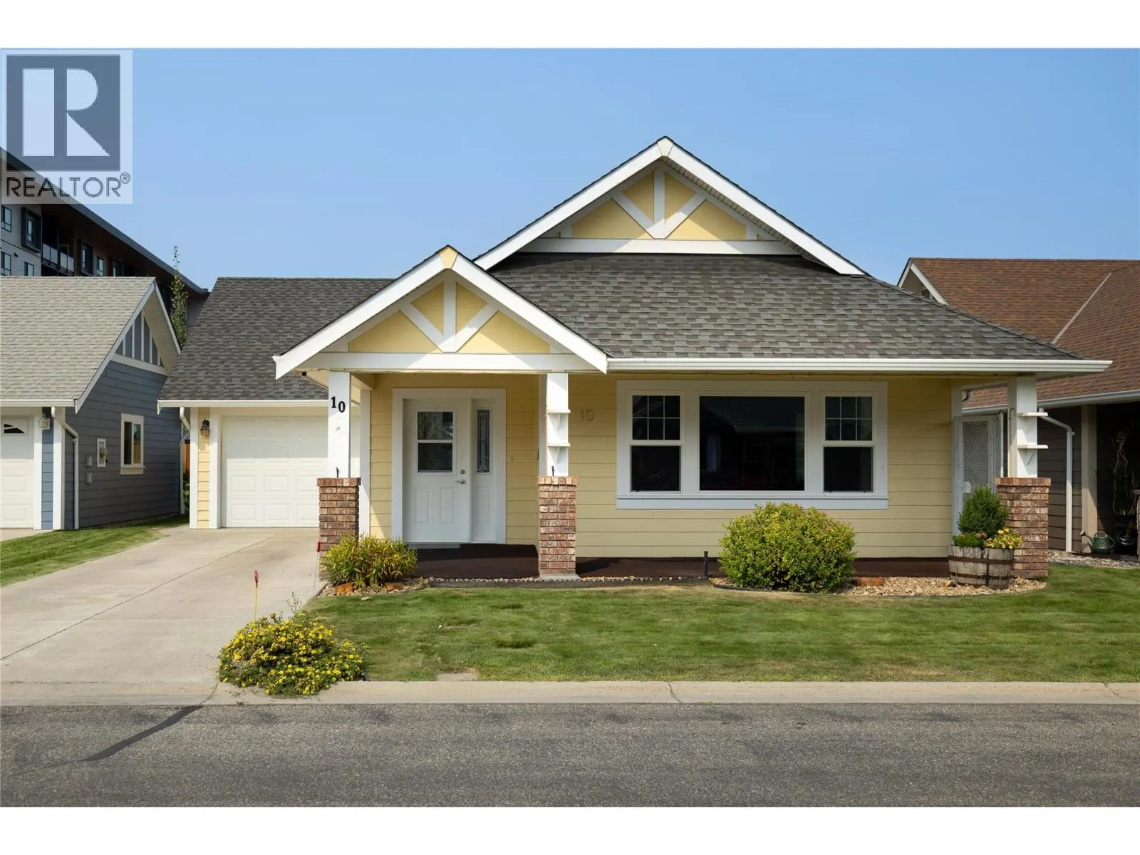 #10 1231 10 Street SW