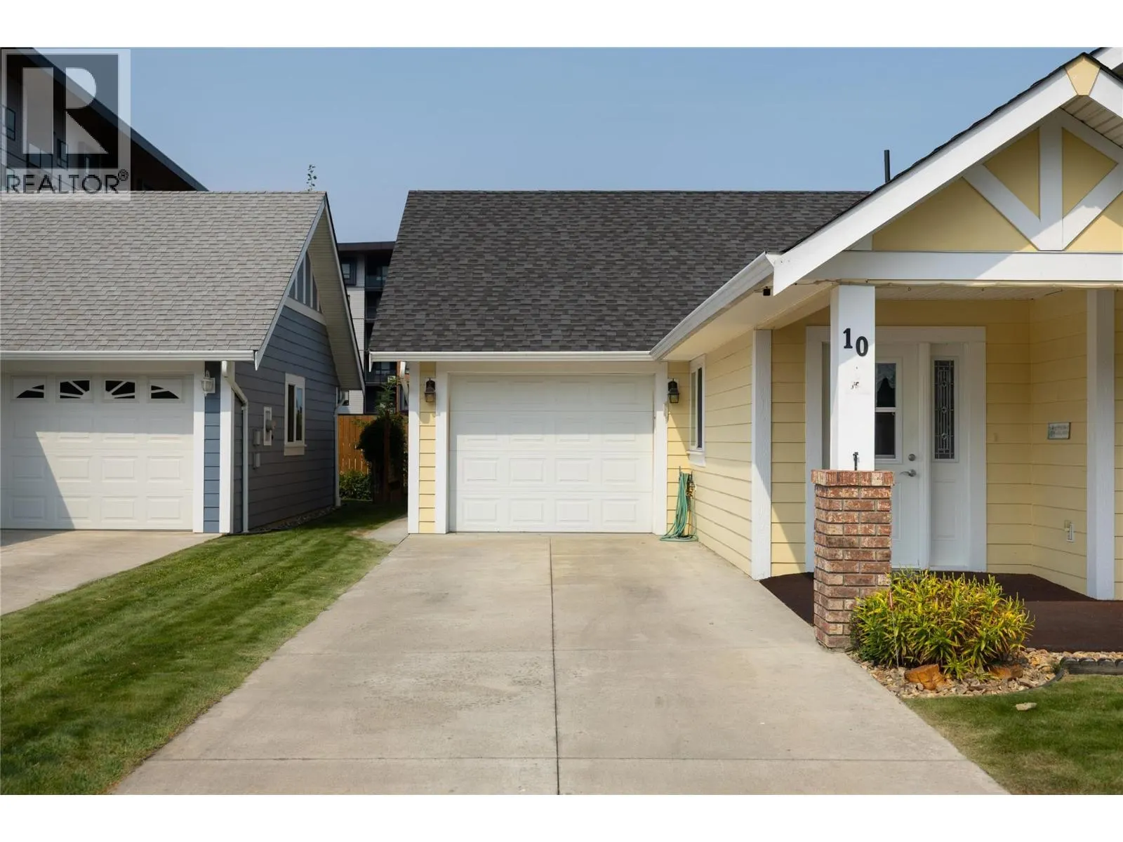 #10 1231 10 Street SW
