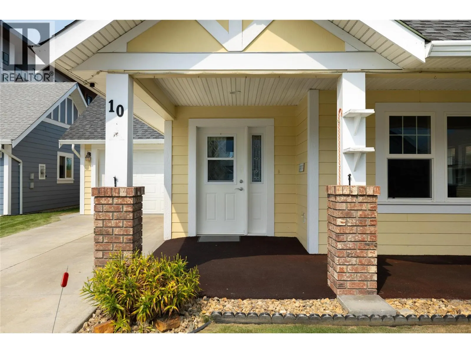 #10 1231 10 Street SW