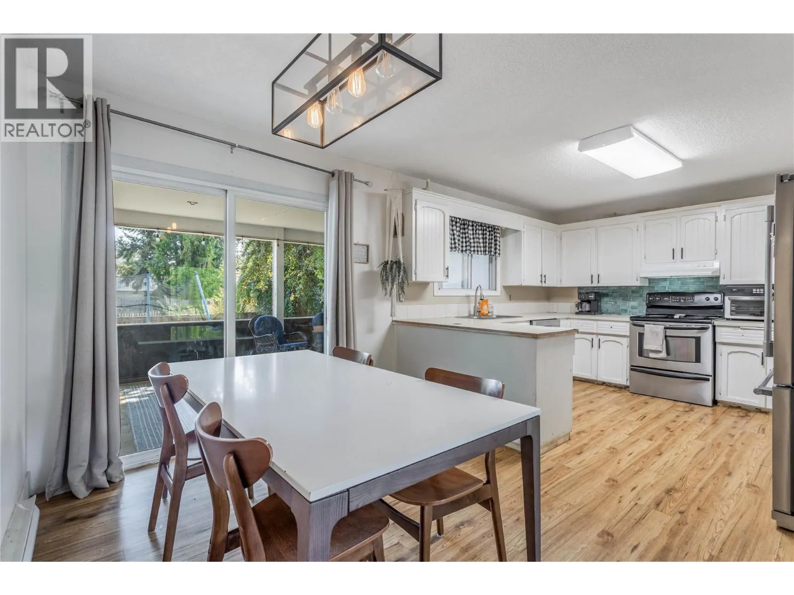465 Bach Road