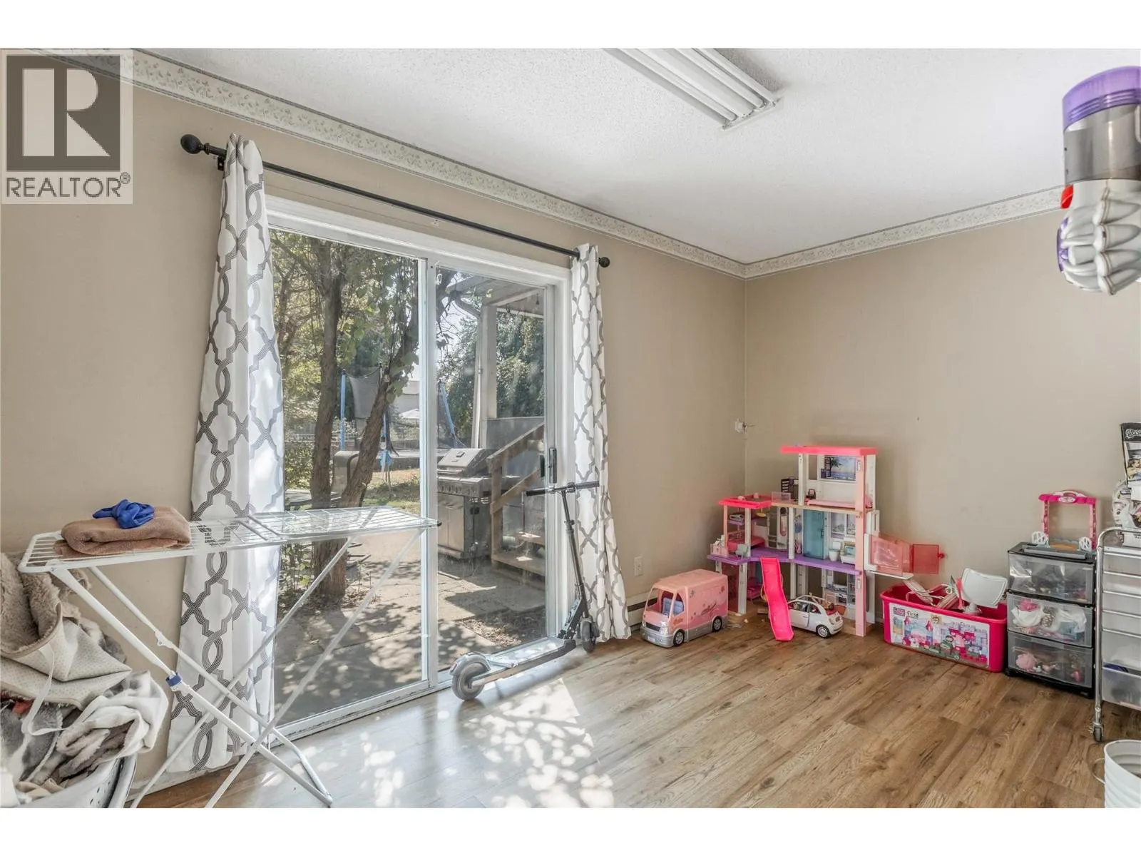 465 Bach Road