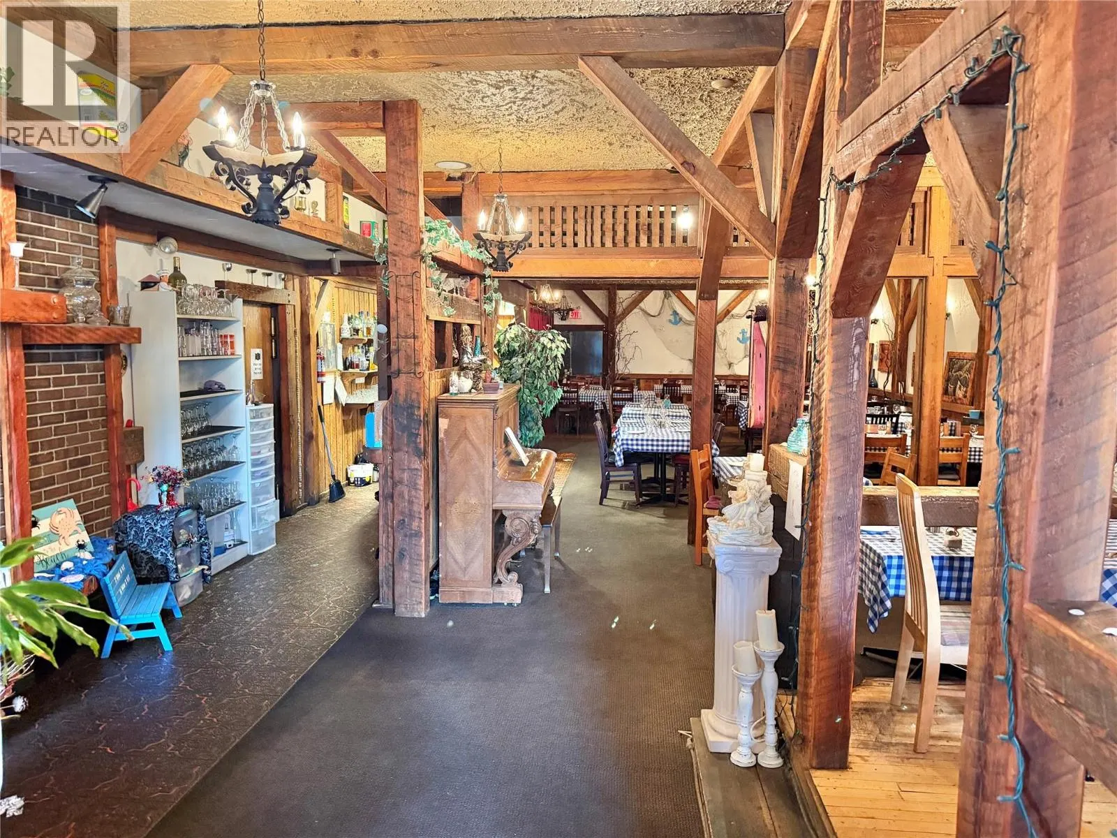5948 MAIN Street
