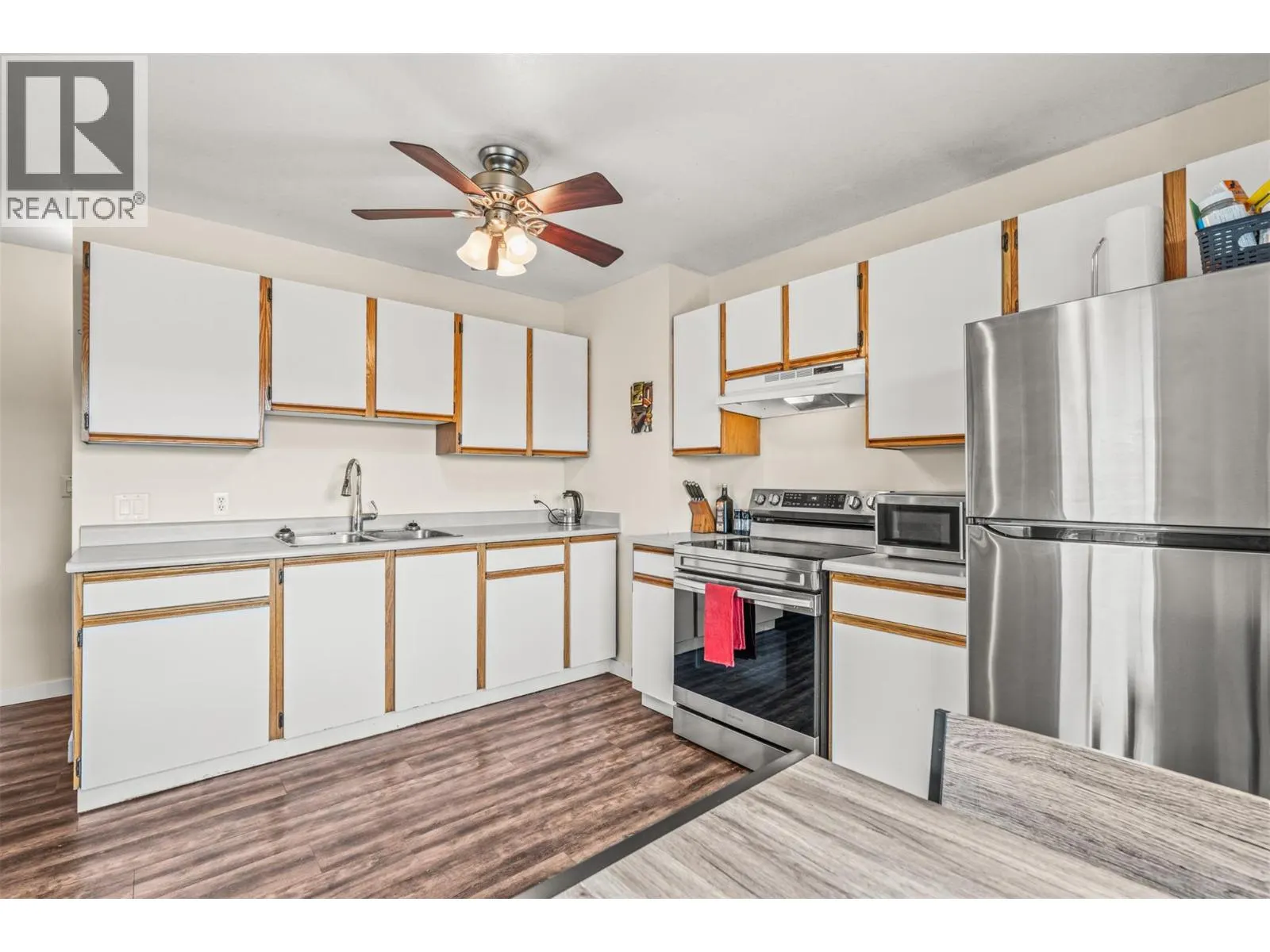 1041 Middleton Way Unit# 204