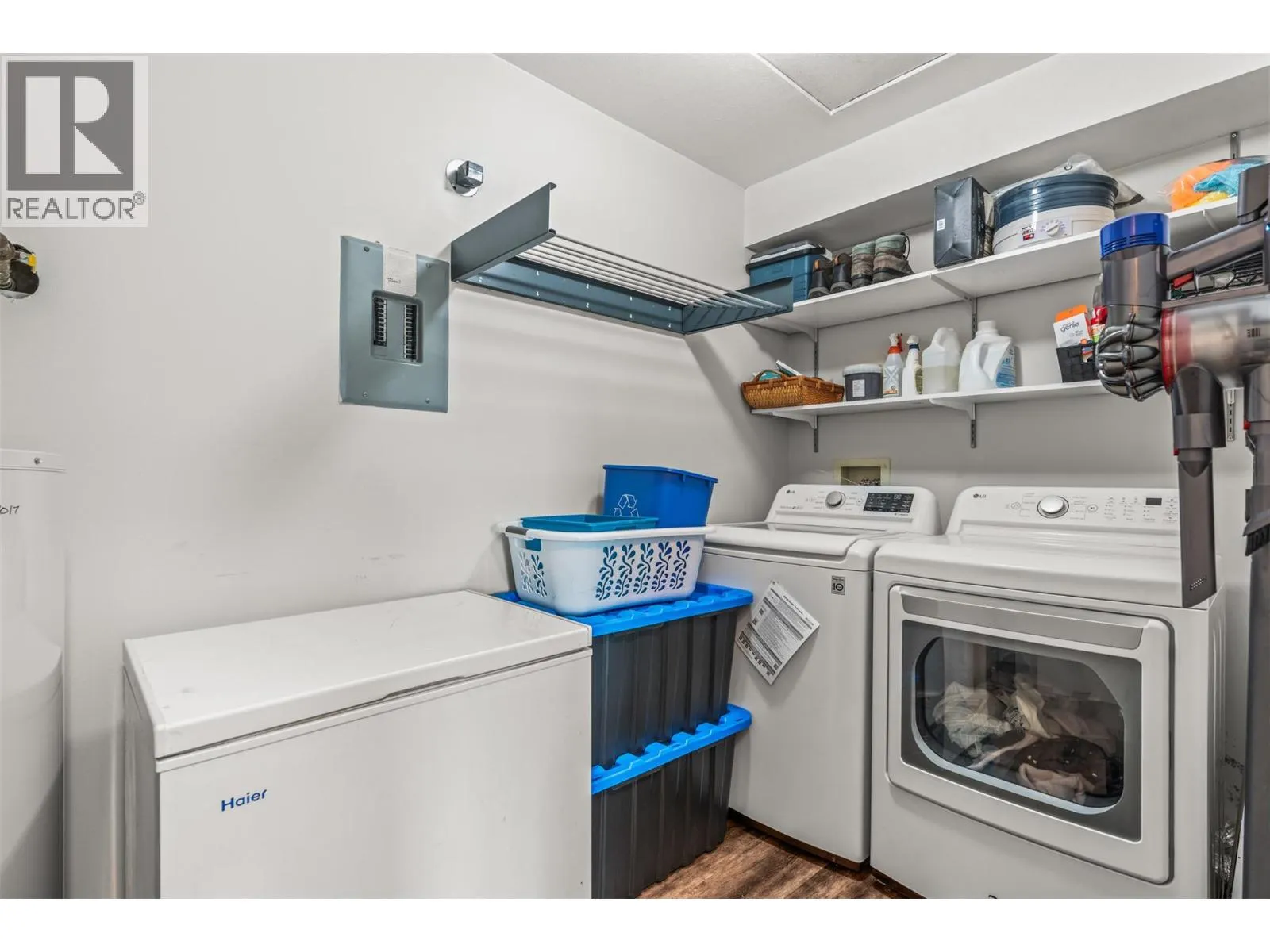 1041 Middleton Way Unit# 204