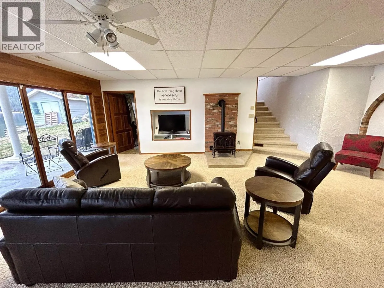2437 Blind Bay Road