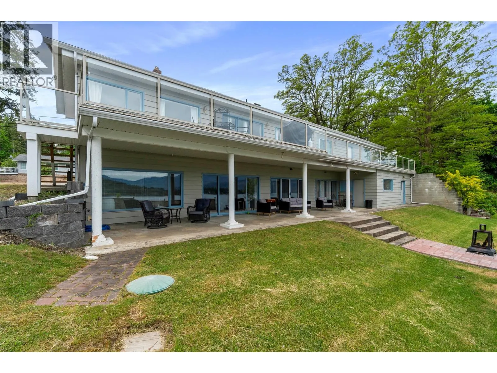 2437 Blind Bay Road