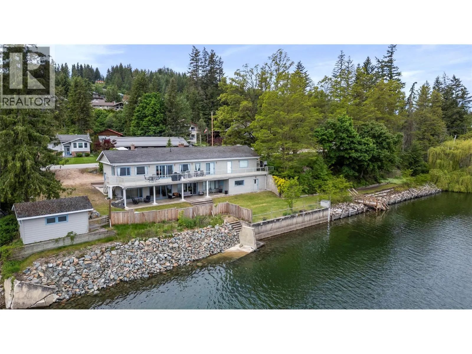 2437 Blind Bay Road