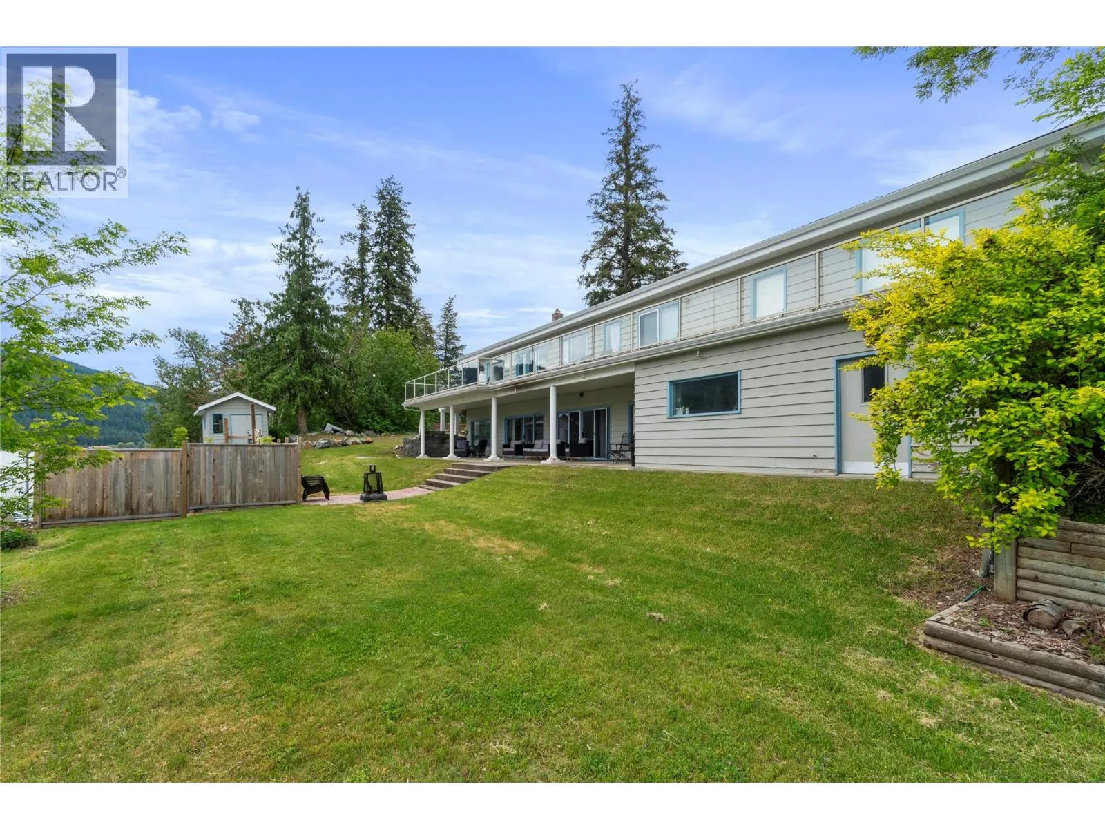 2437 Blind Bay Road