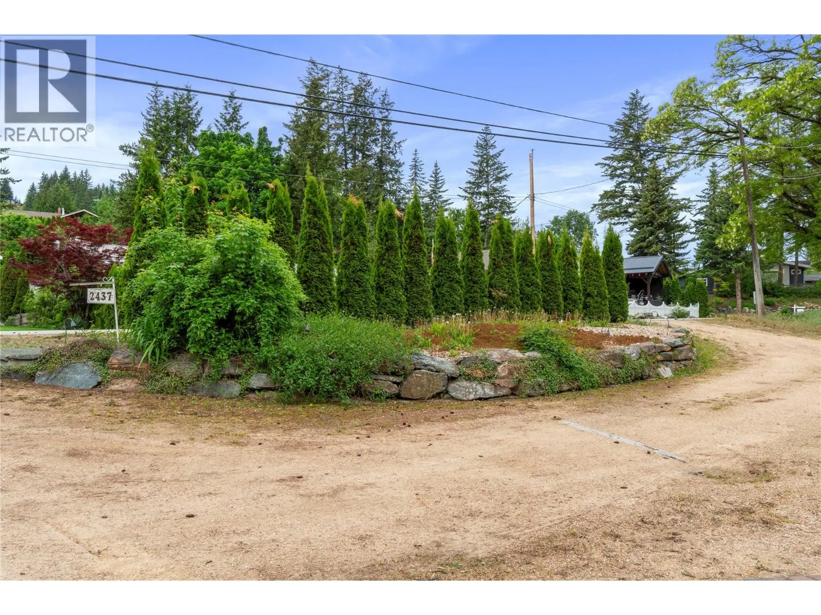 2437 Blind Bay Road