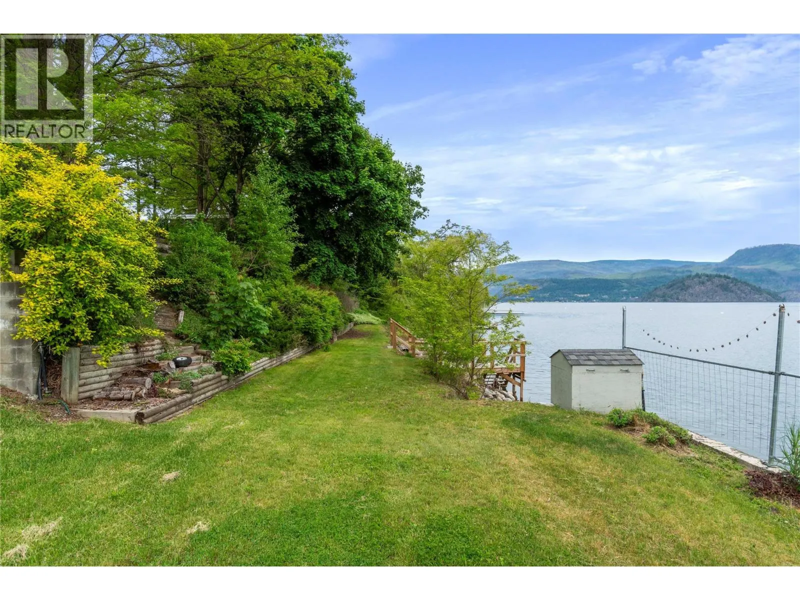 2437 Blind Bay Road