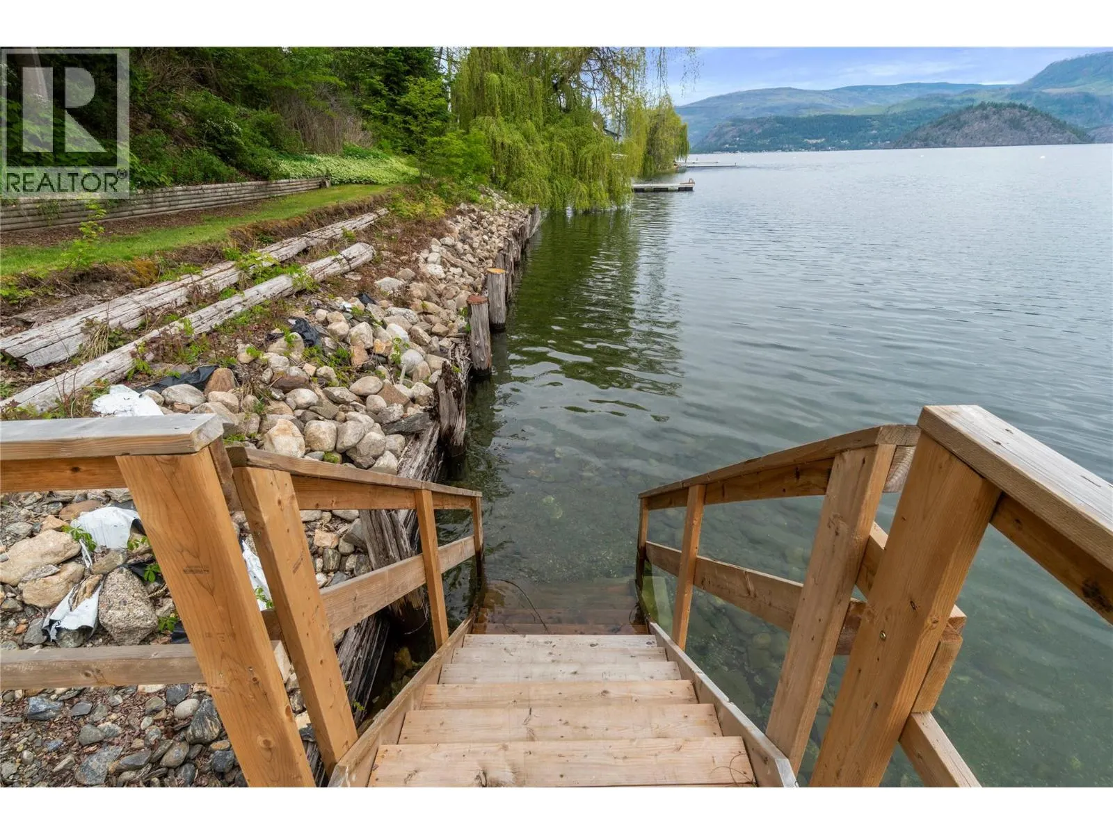 2437 Blind Bay Road