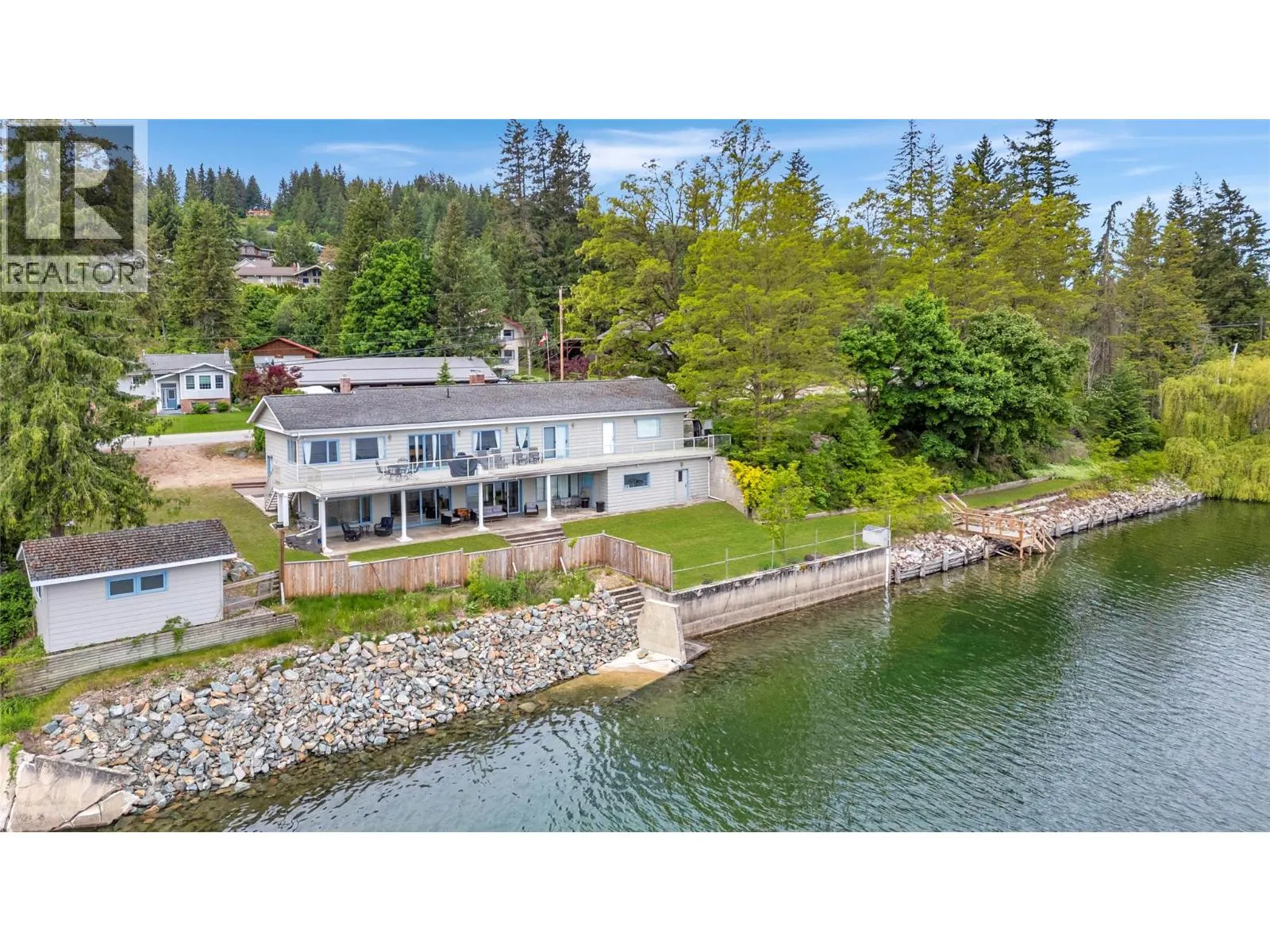 2437 Blind Bay Road