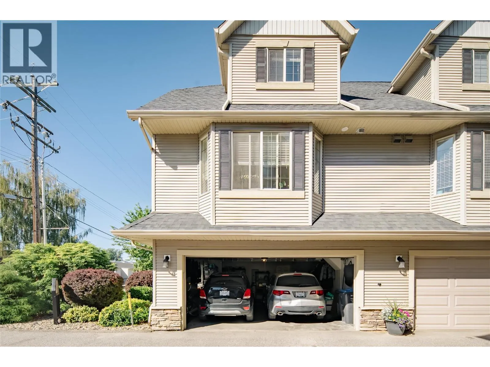 952 Lawson Avenue Unit# 101