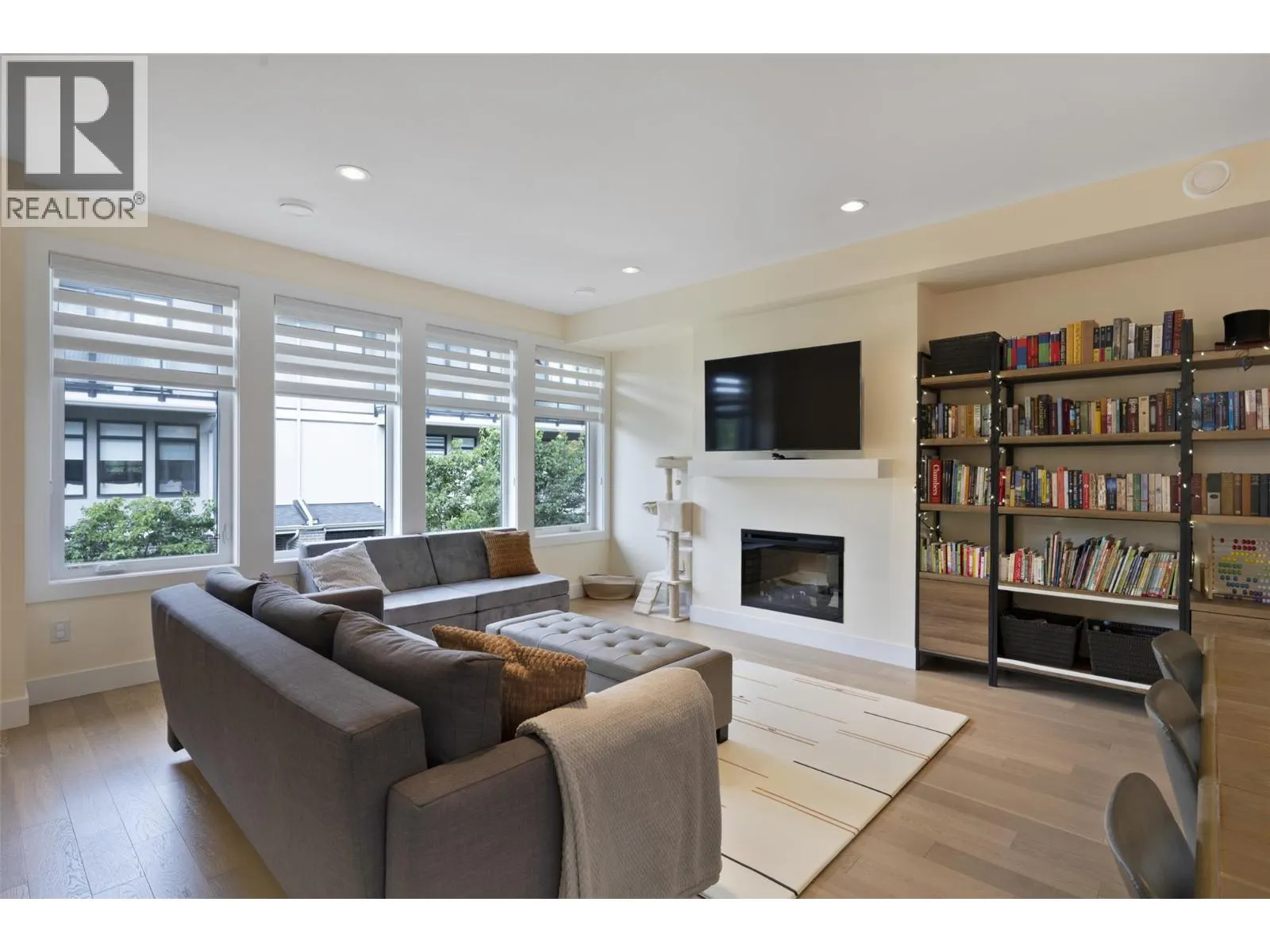 1102 Cameron Avenue Unit# 144