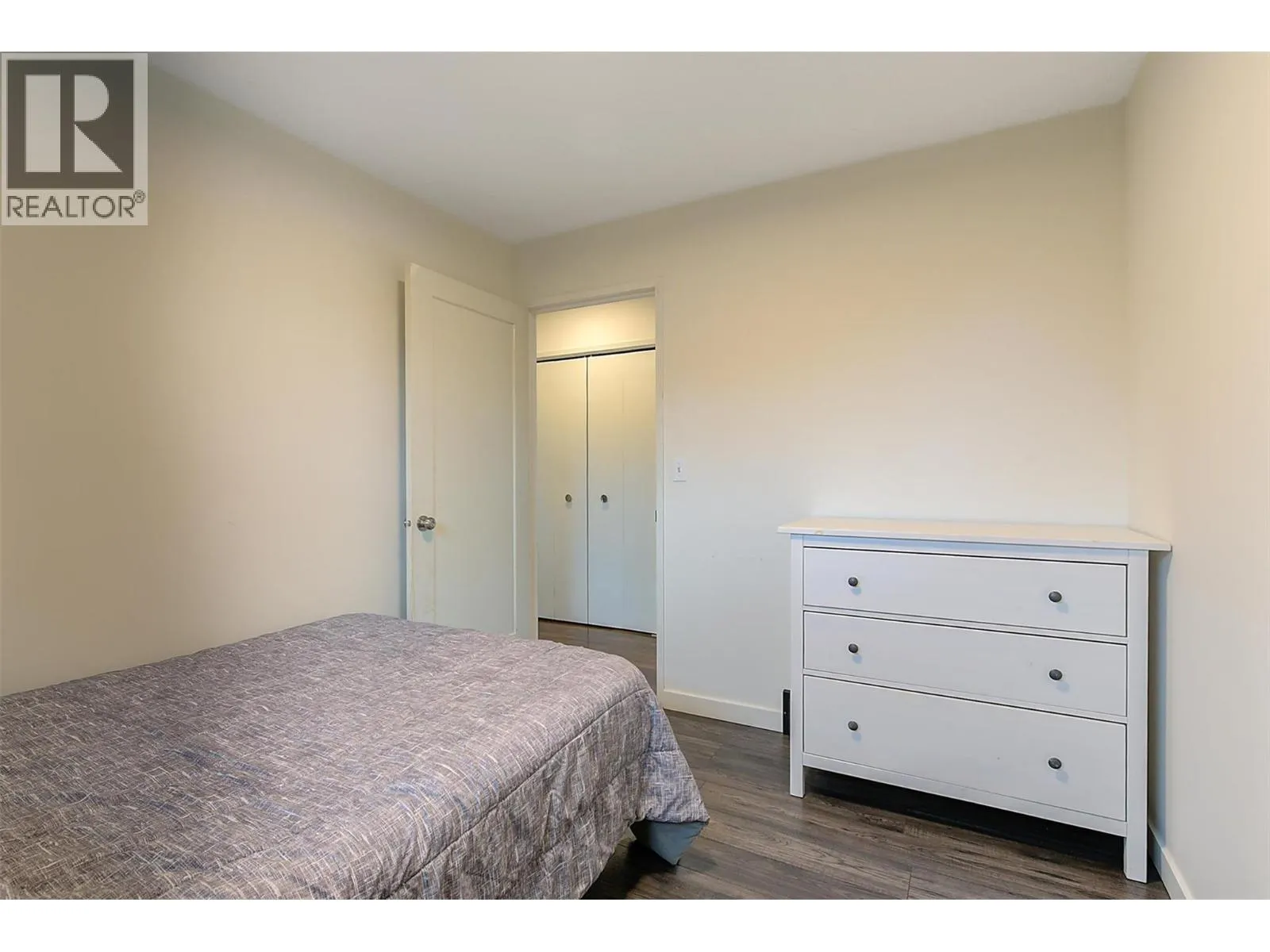 790 Torrs Court