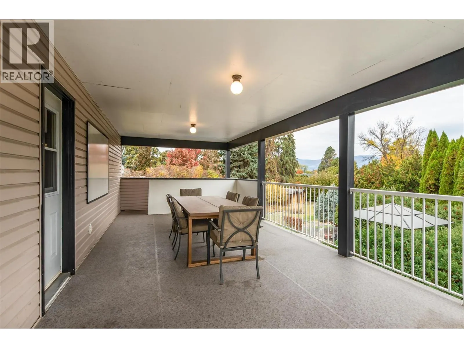 790 Torrs Court