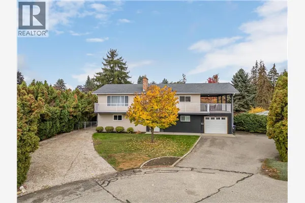 790 Torrs Court