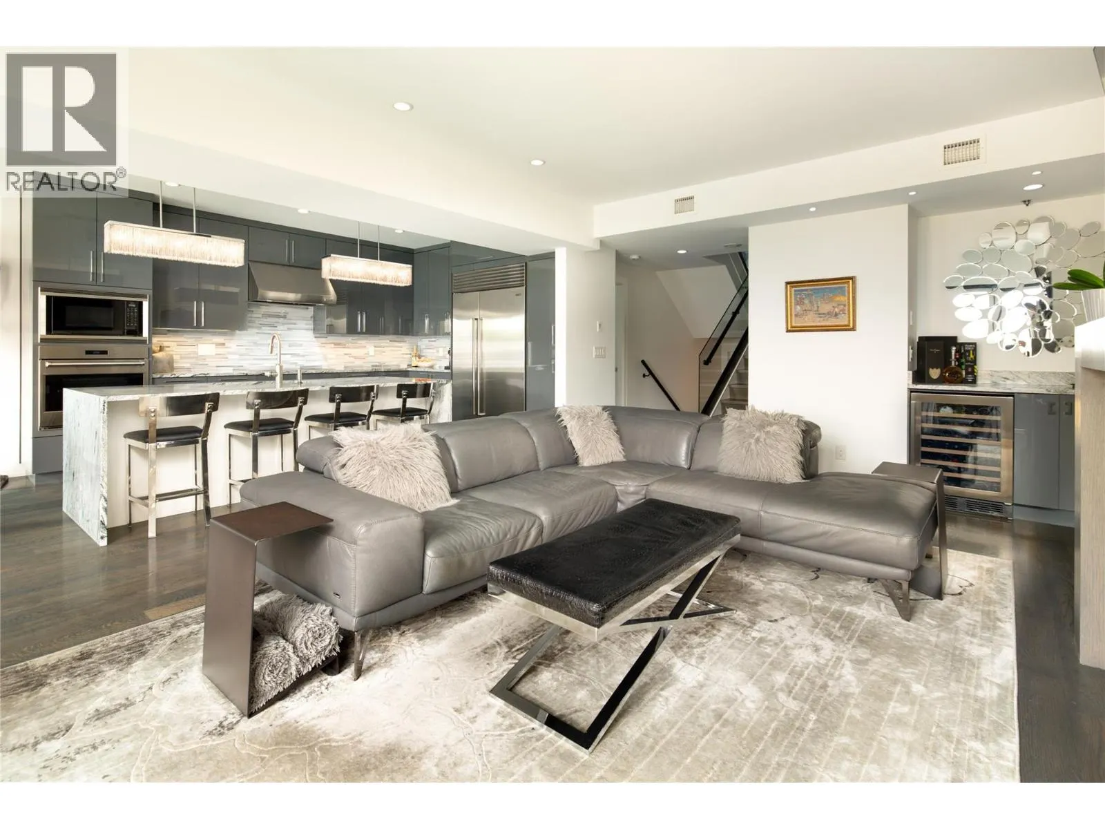 1156 Sunset Drive Unit# 123