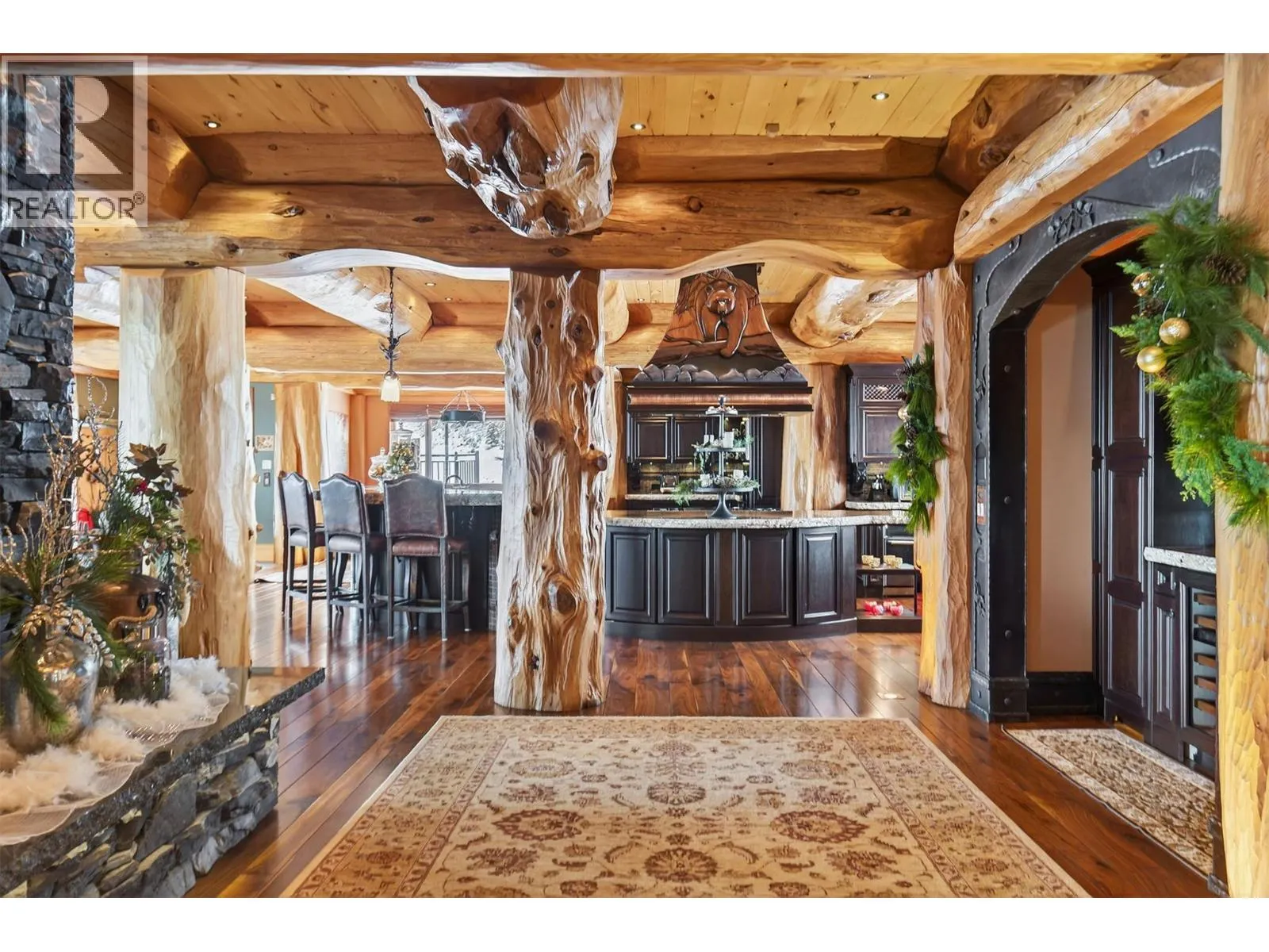 525 Feathertop Way