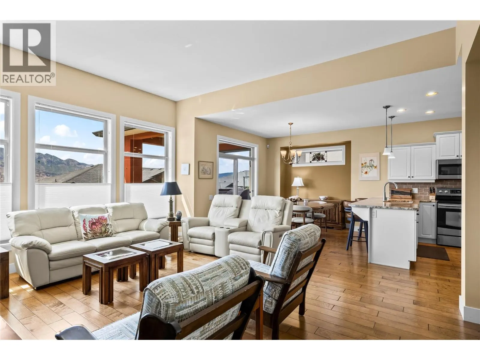 2194 Alvarado Trail