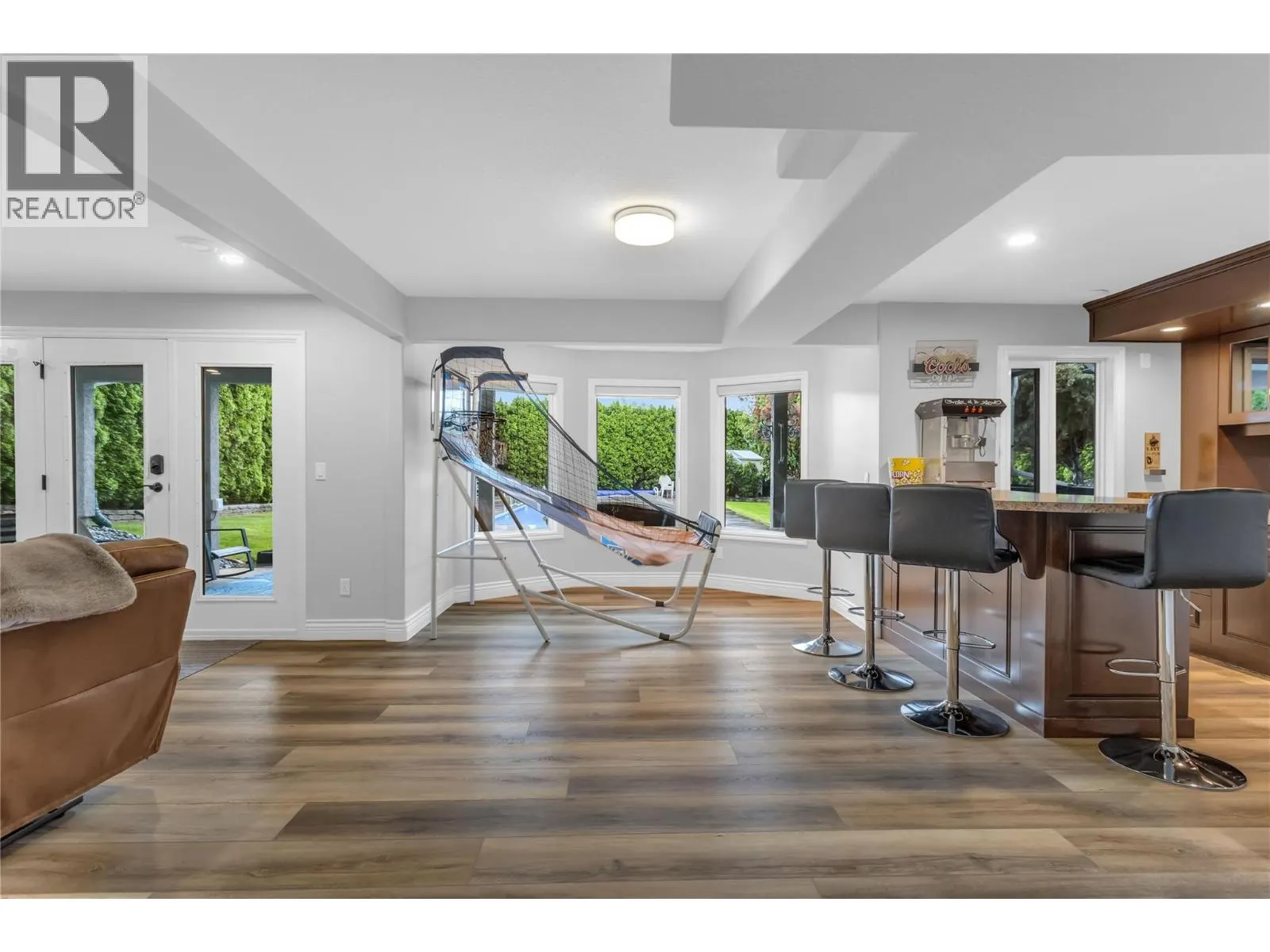 2177 Breckenridge Court