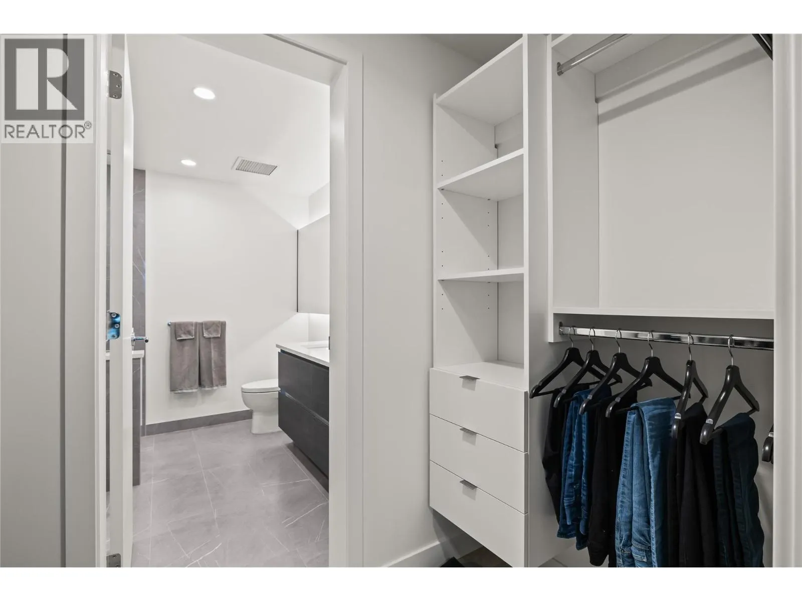 238 Leon Avenue Unit# 2007