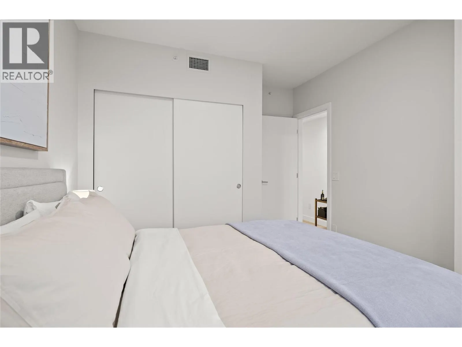 238 Leon Avenue Unit# 2007