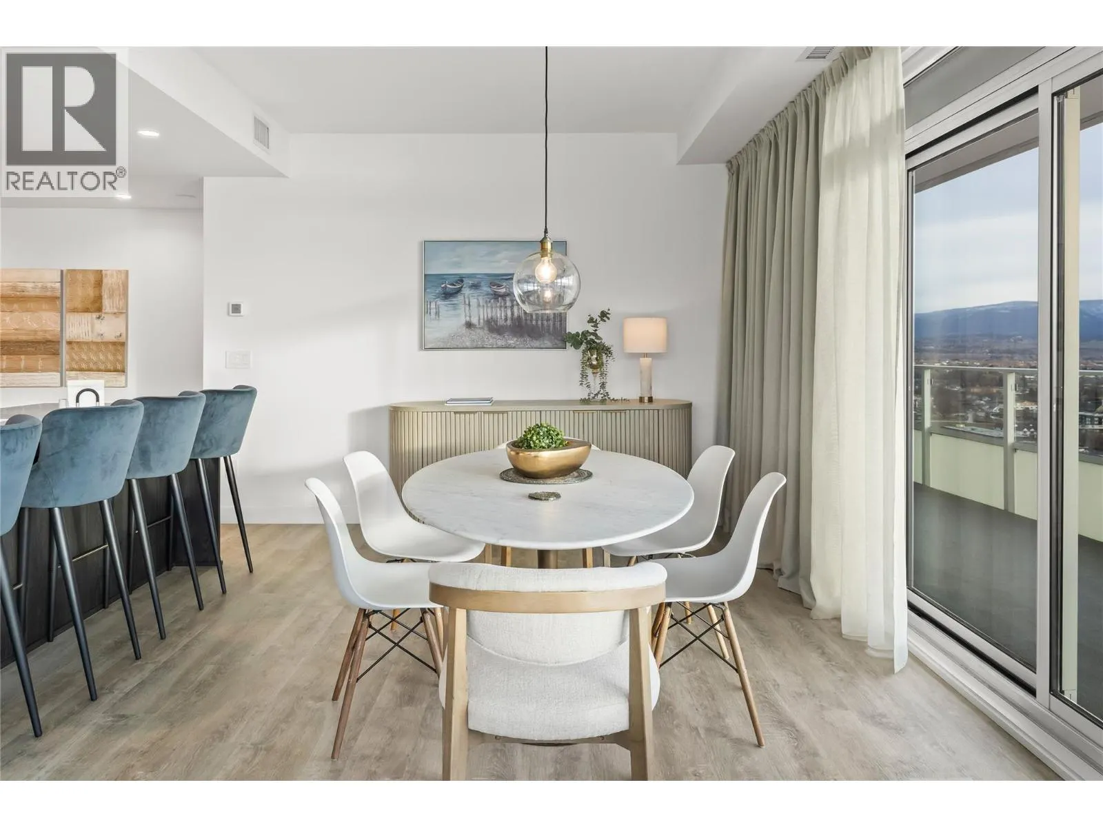 238 Leon Avenue Unit# 2007