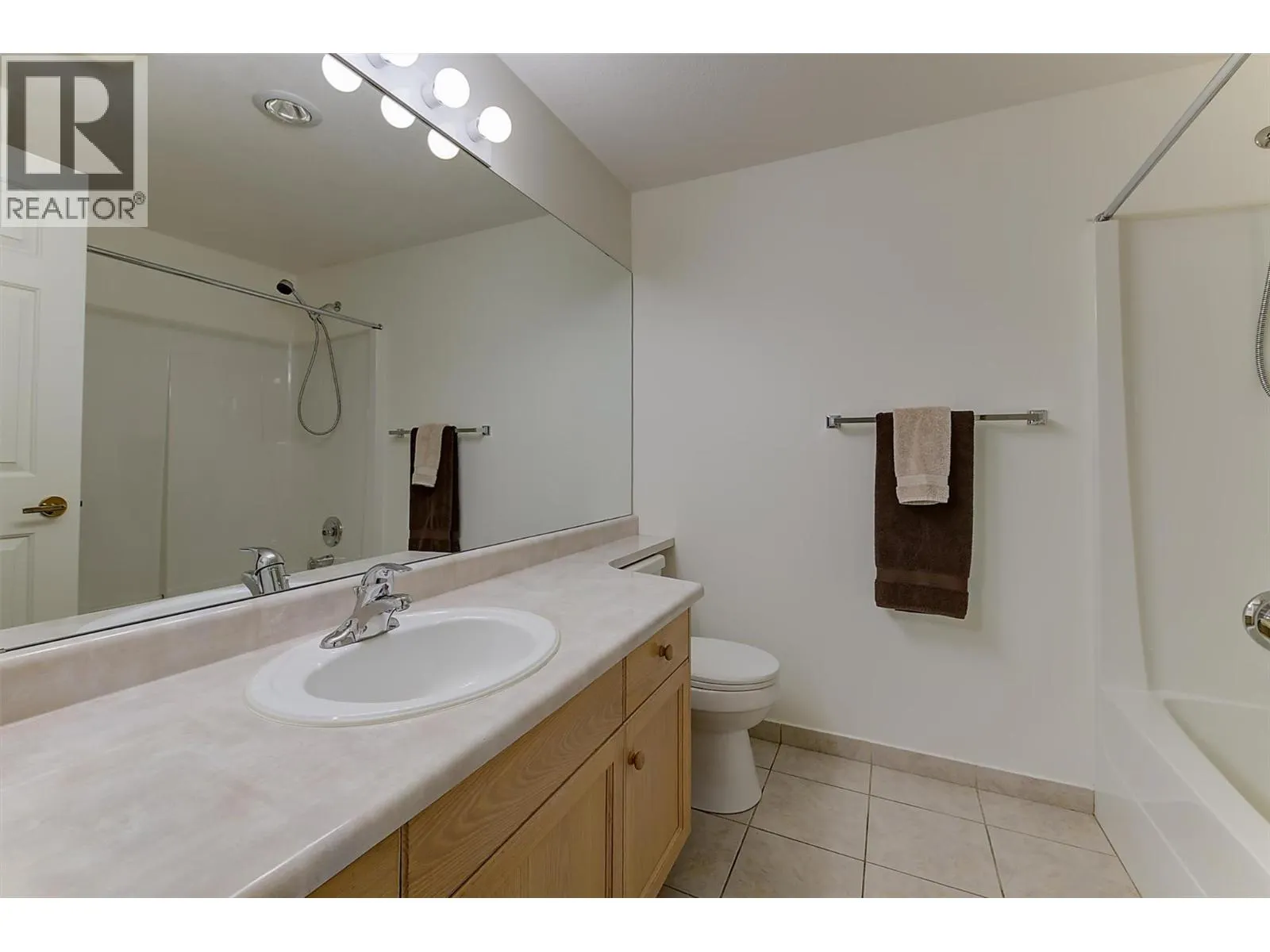 3335 Richter Street Unit# 101