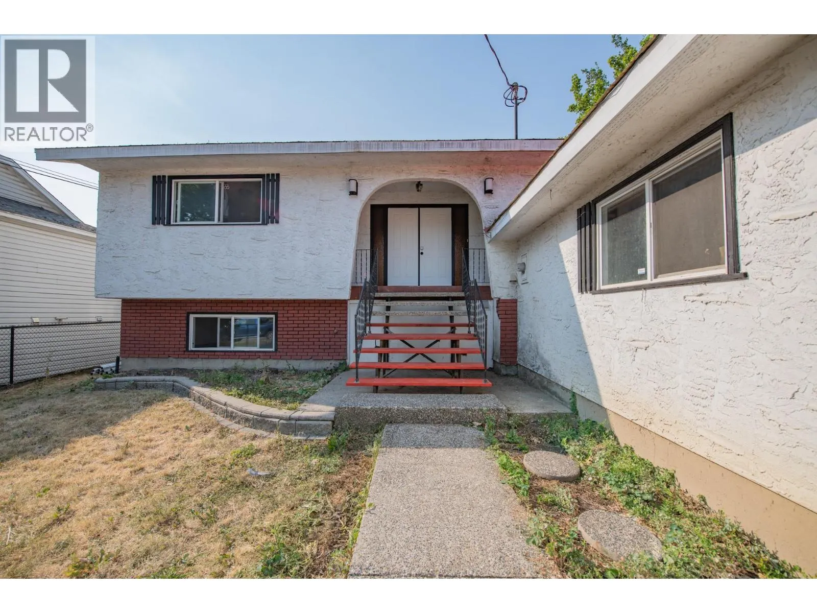 718 Russell Avenue
