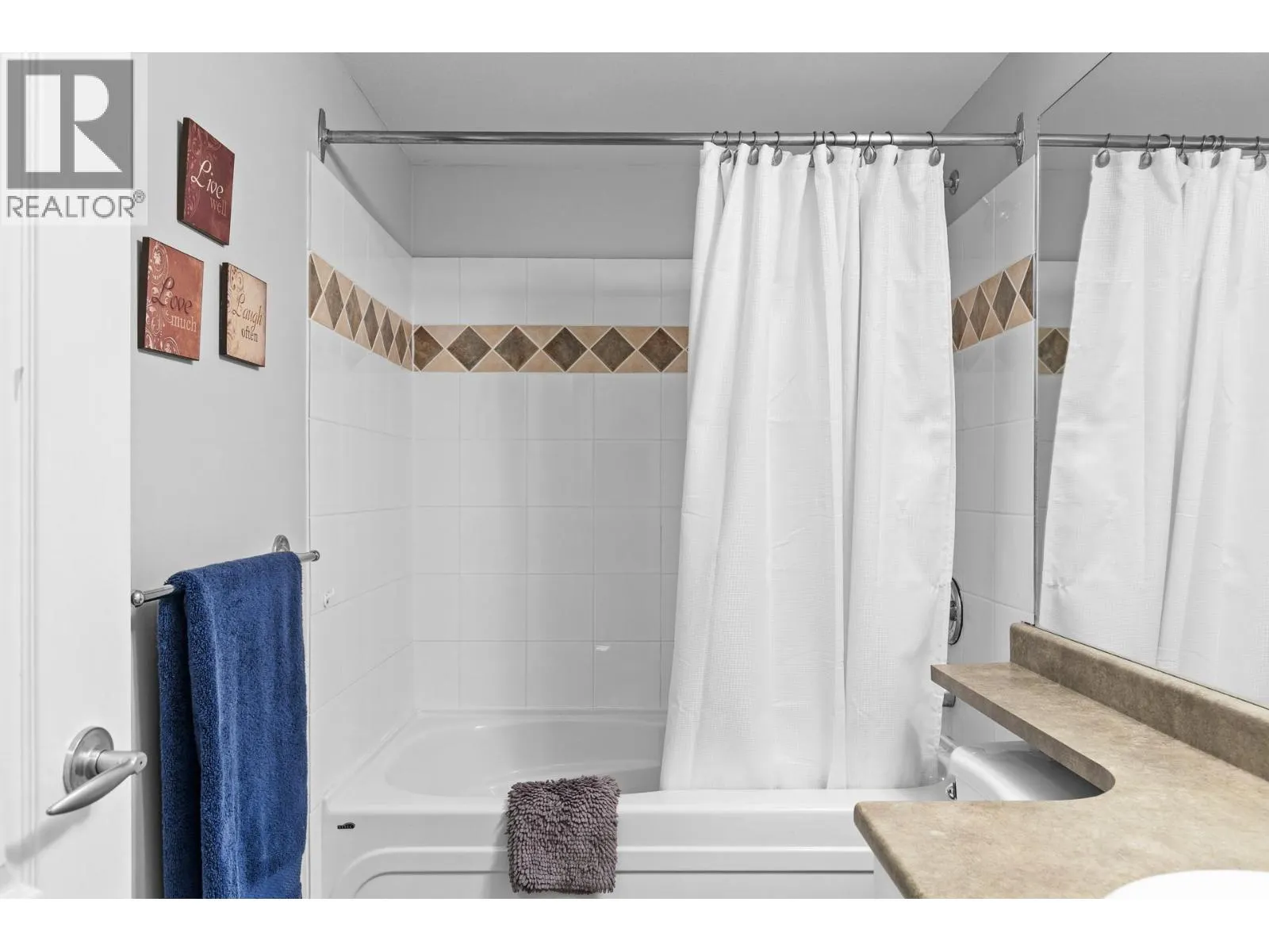7600 Cottonwood Drive Unit# 202