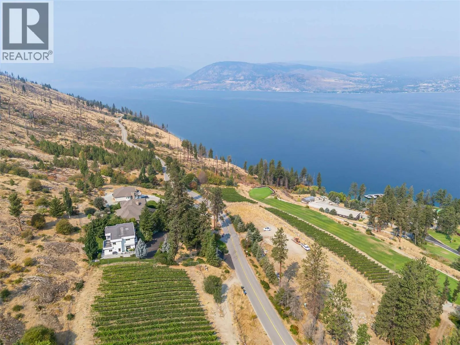 5851 Lakeshore Road