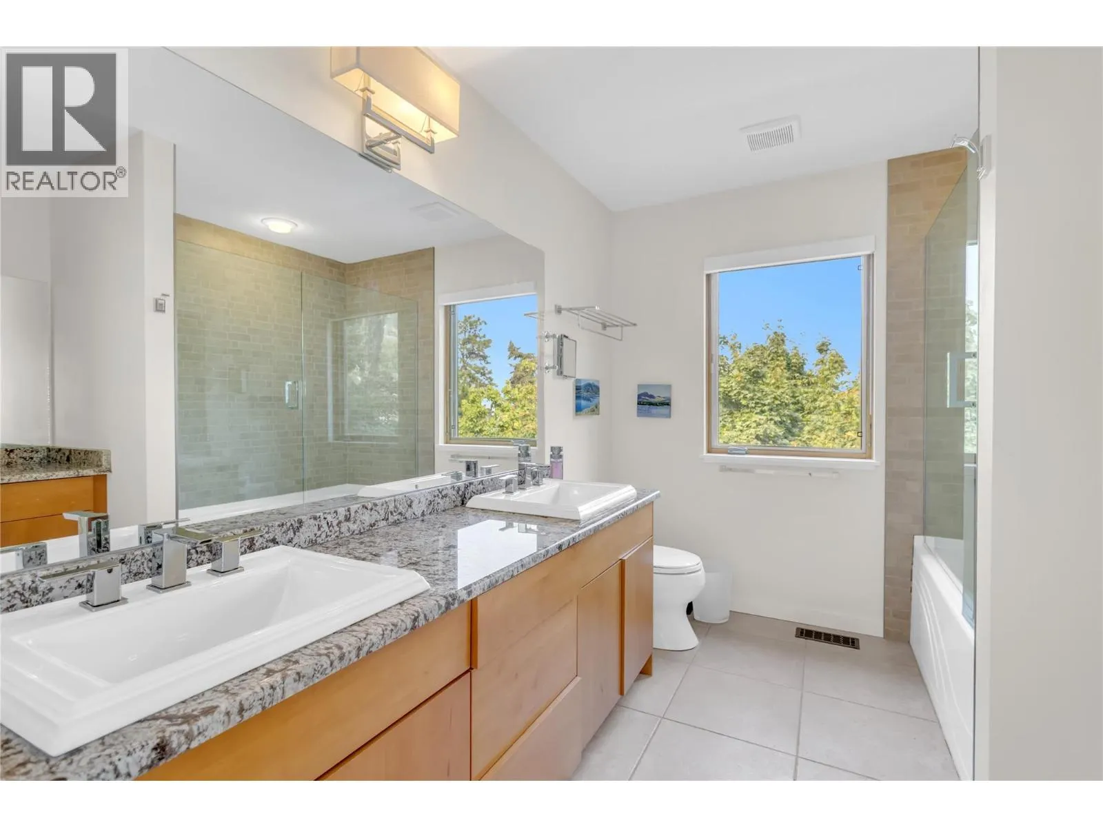 5851 Lakeshore Road