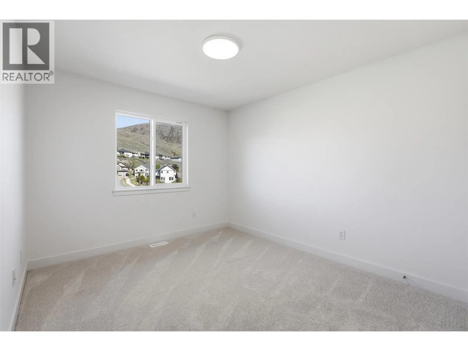 2050 Grasslands Boulevard Unit# 146