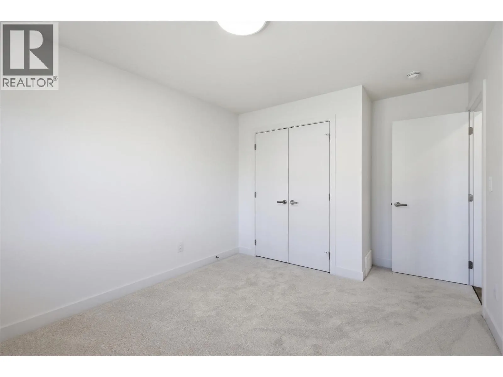 2050 Grasslands Boulevard Unit# 146