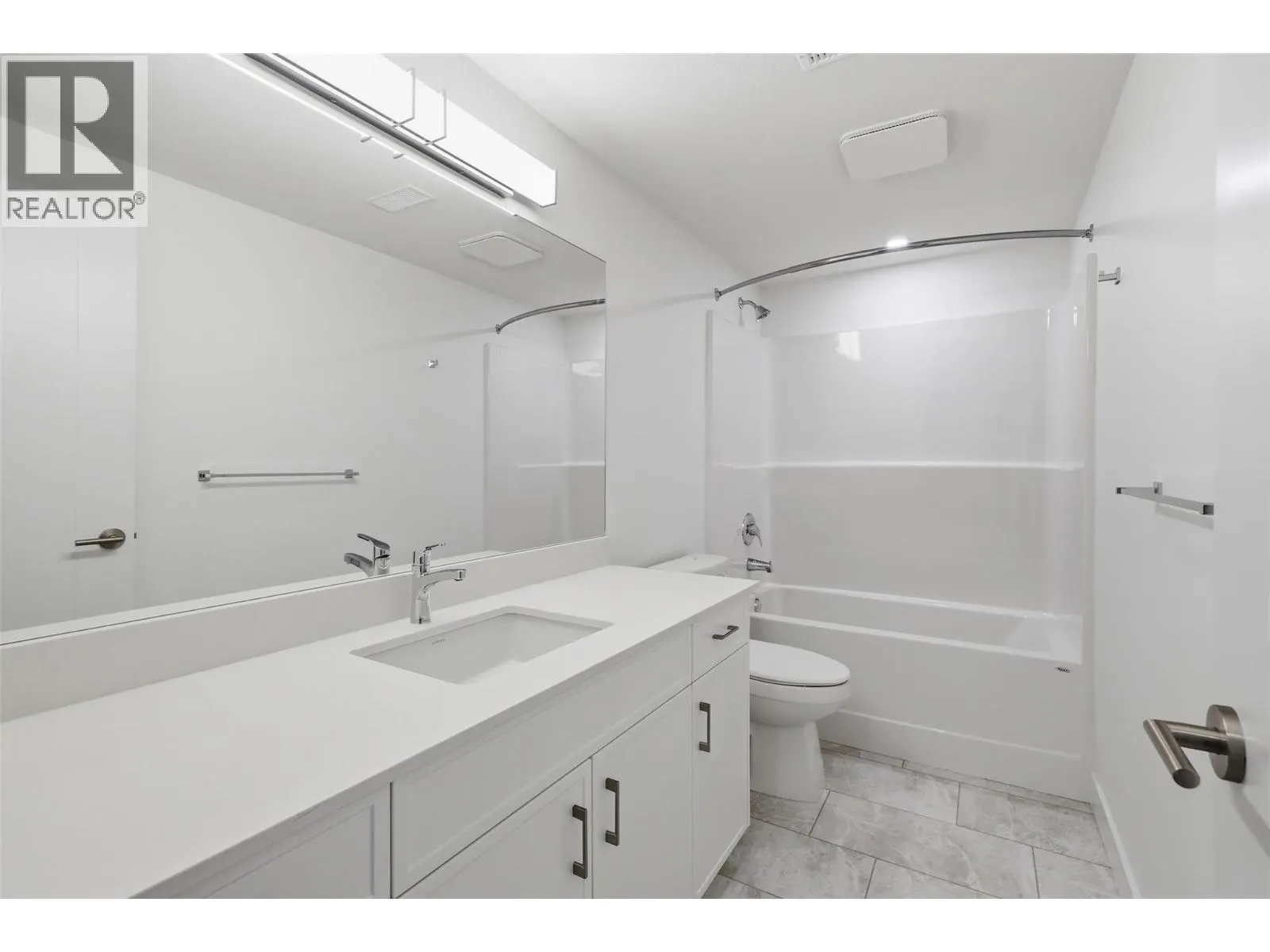 2050 Grasslands Boulevard Unit# 146