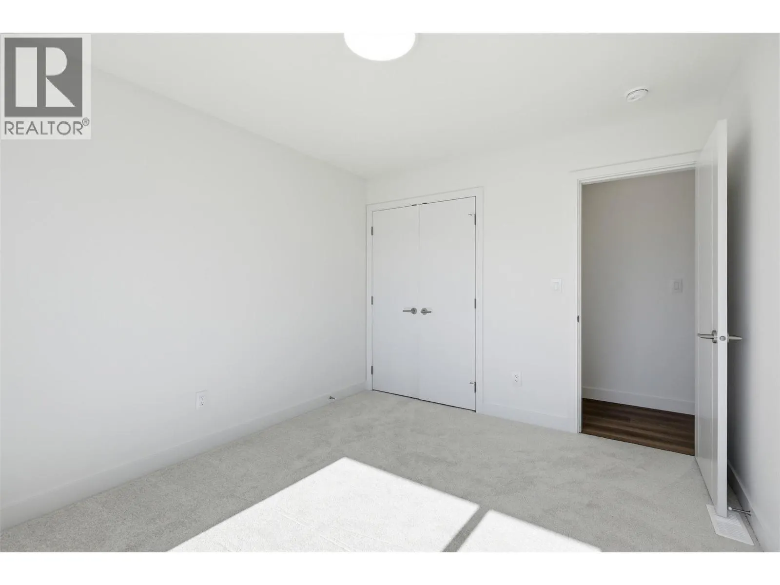 2050 Grasslands Boulevard Unit# 146
