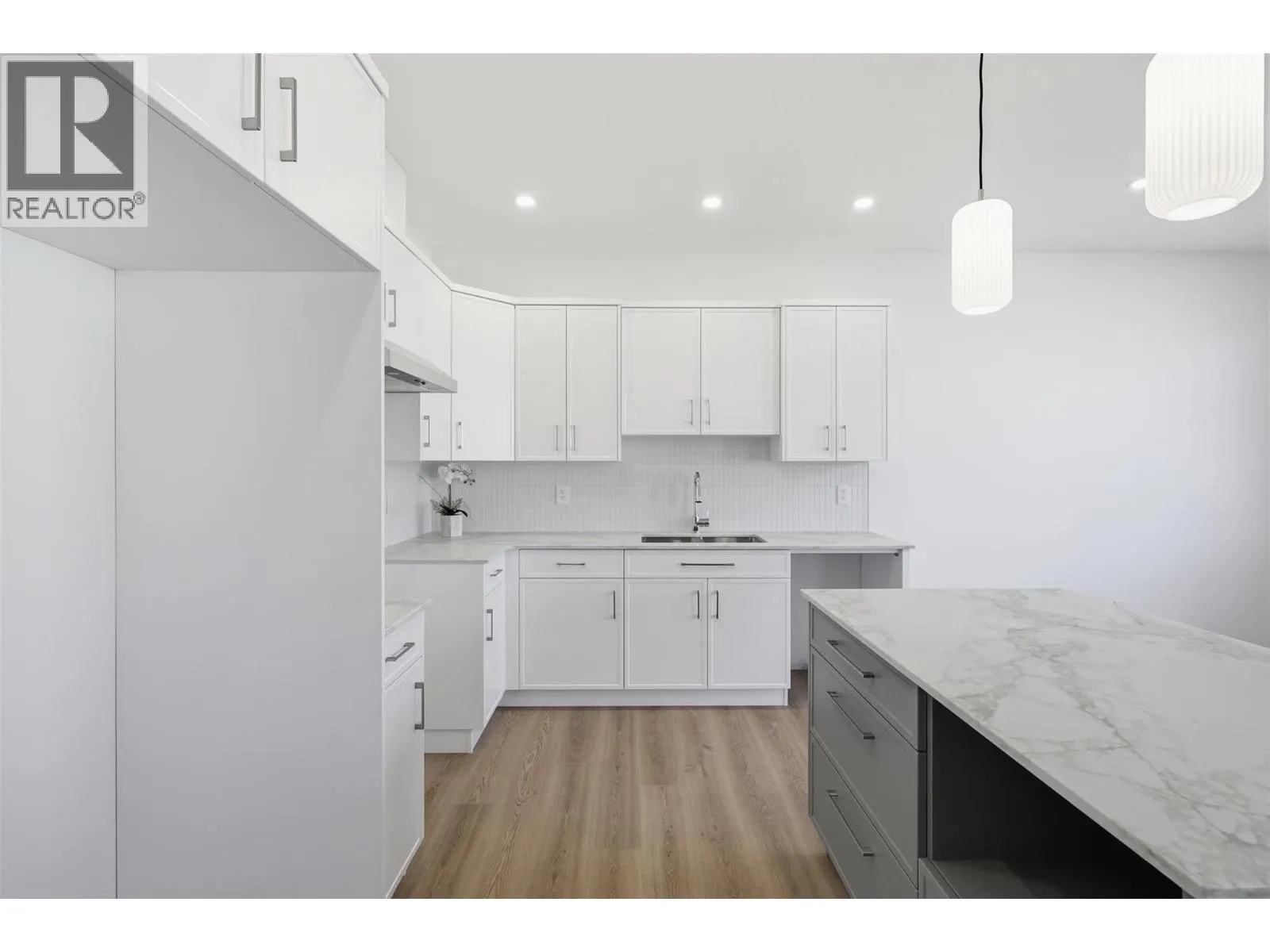 2050 Grasslands Boulevard Unit# 146