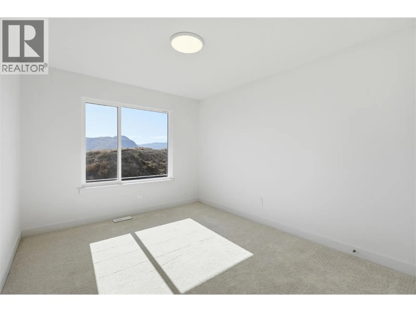 2050 Grasslands Boulevard Unit# 146