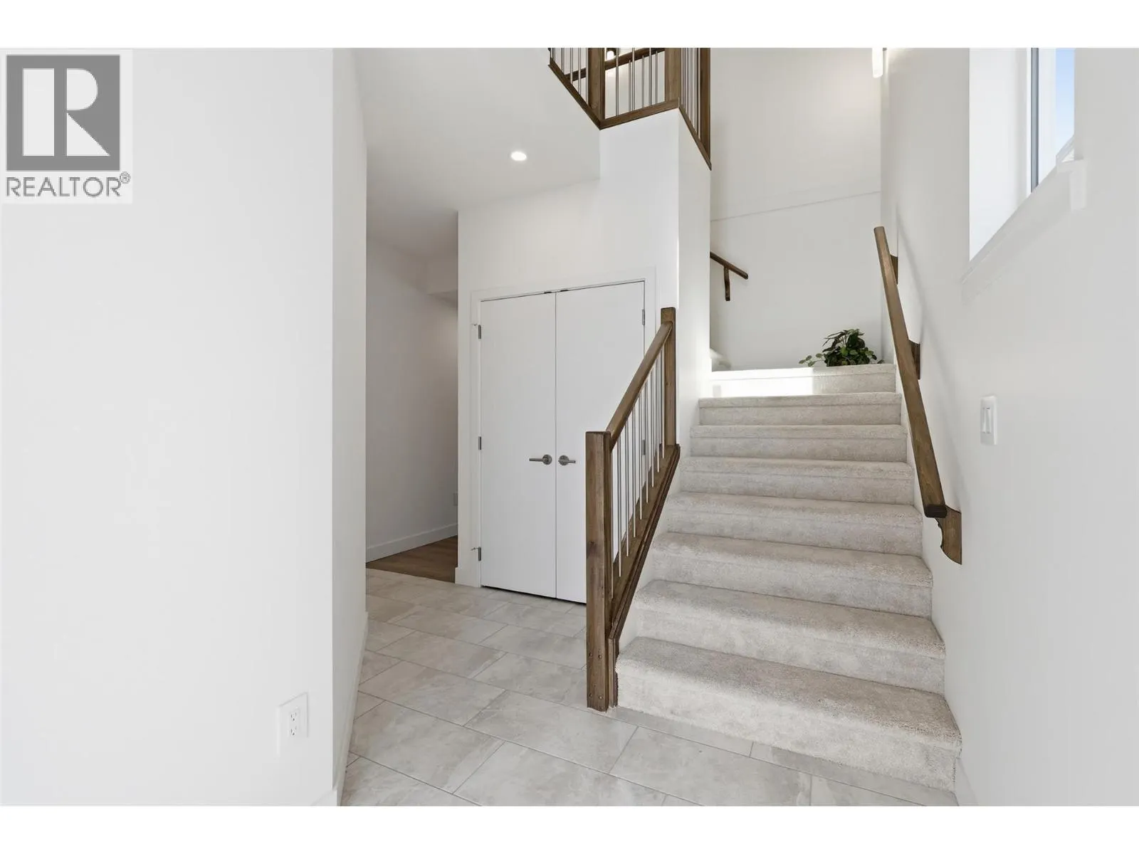 2050 Grasslands Boulevard Unit# 146