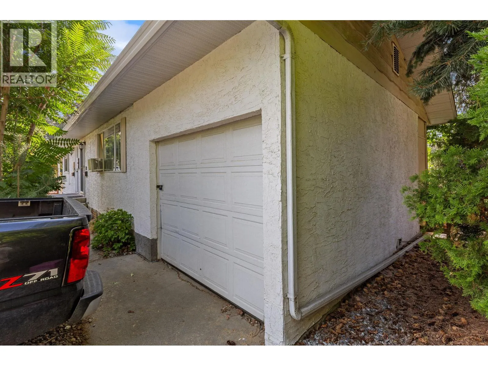 702 Fraser Road