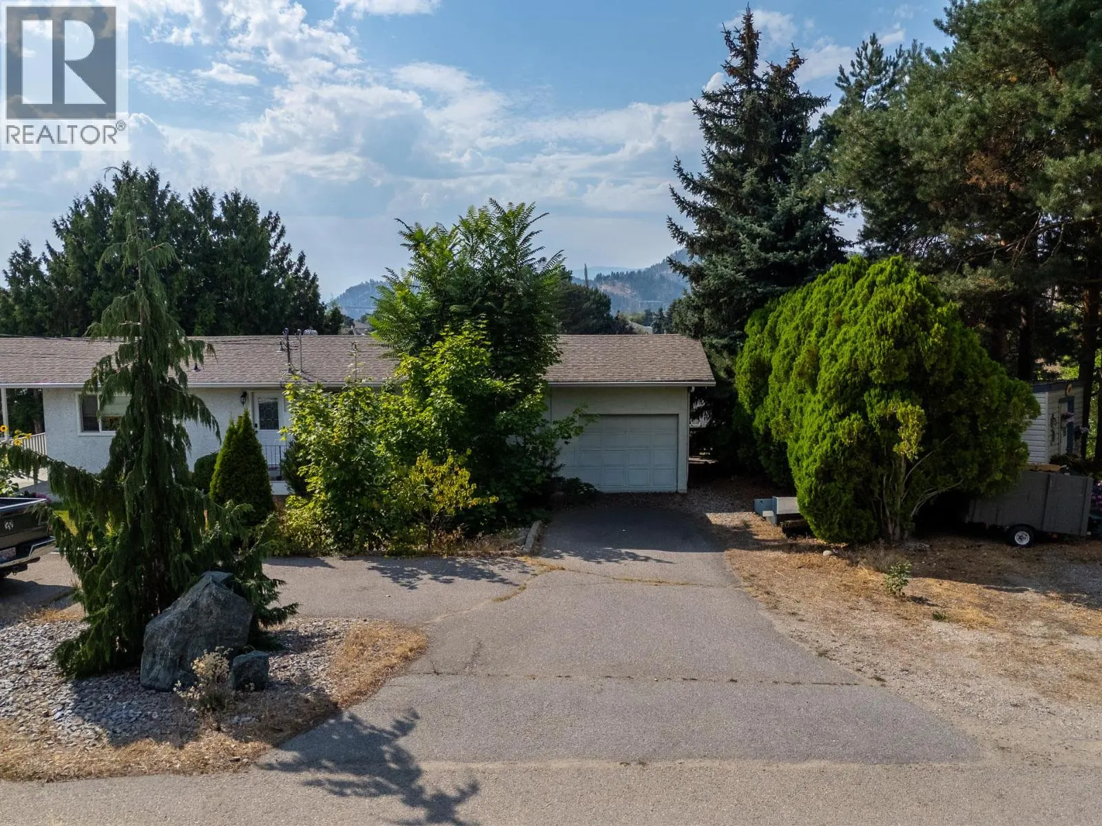 702 Fraser Road