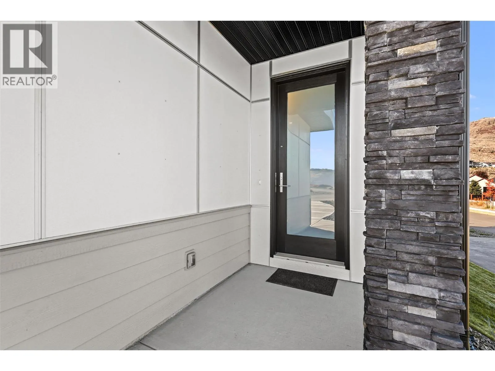 2050 Grasslands Boulevard Unit# 148