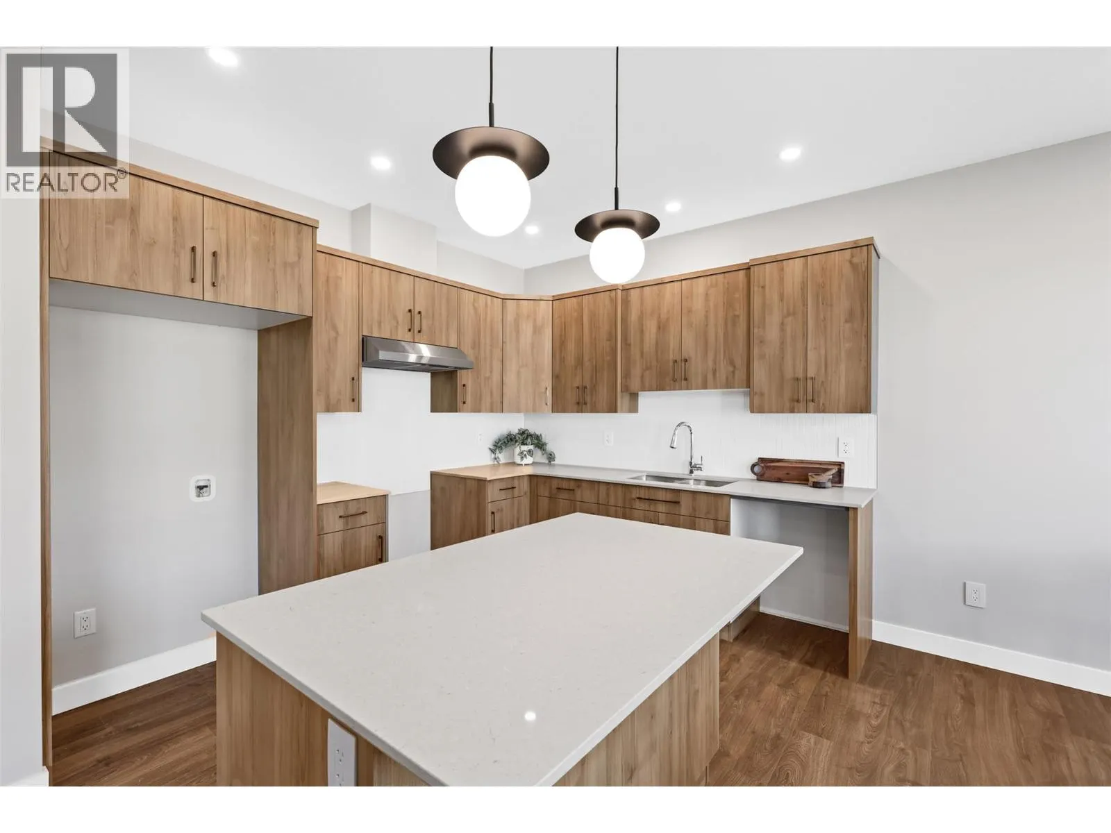 2050 Grasslands Boulevard Unit# 148