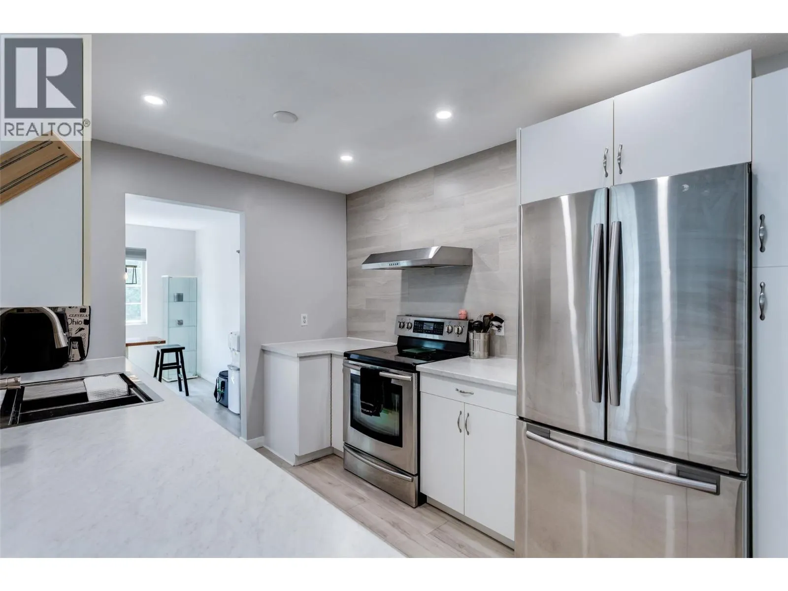 575 Doyle Avenue Unit# 101