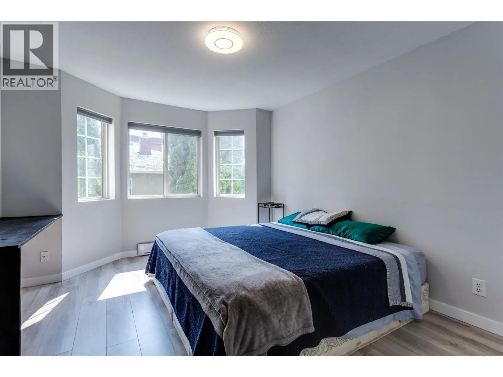 575 Doyle Avenue Unit# 101