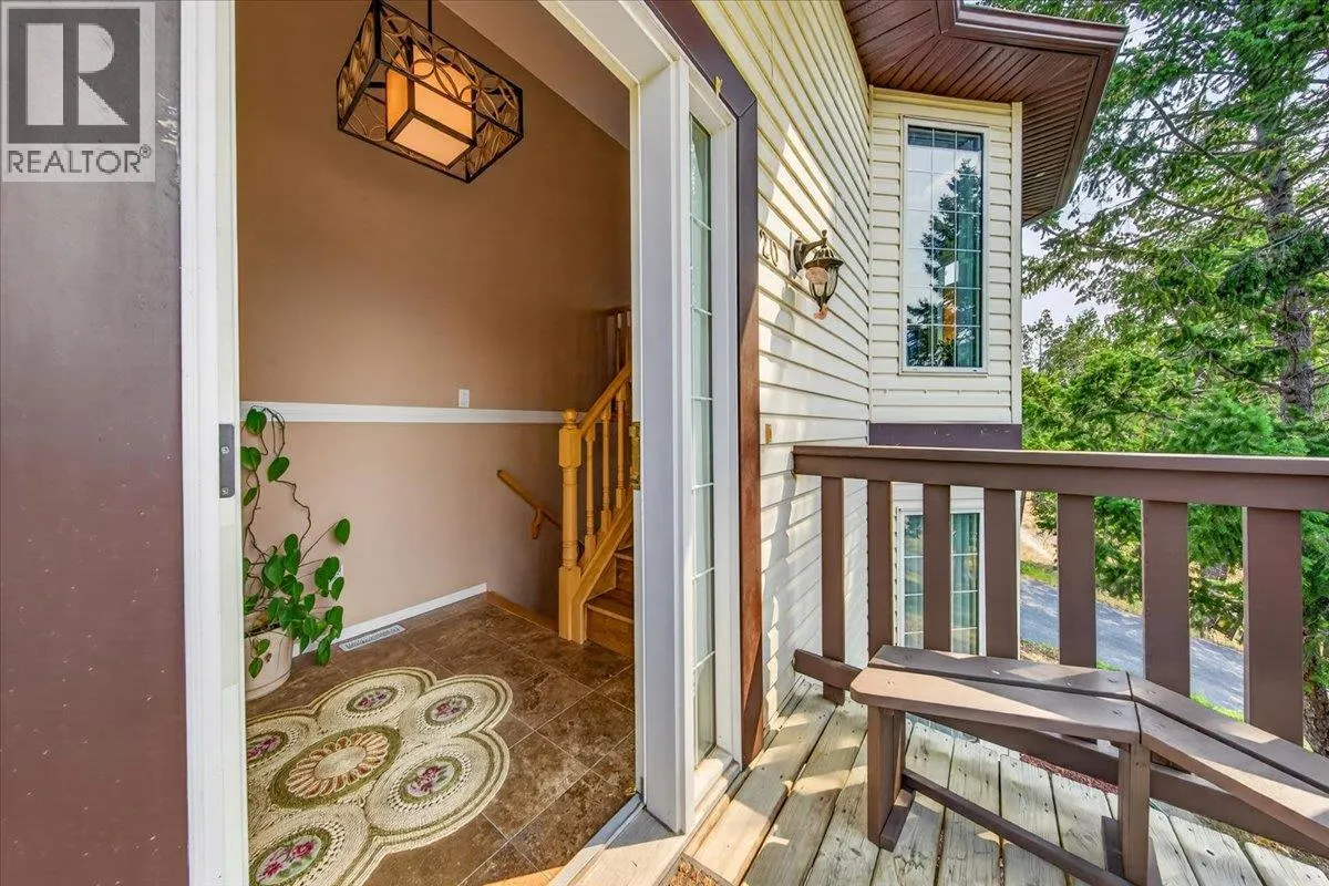 20B Wolf Crescent