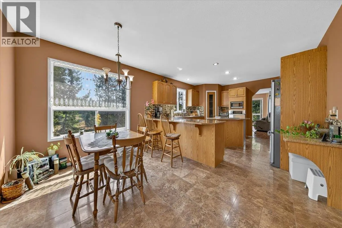 20B Wolf Crescent