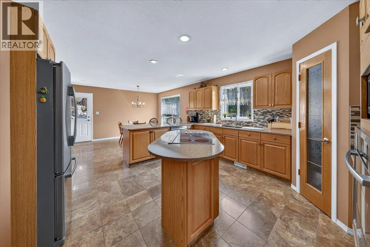 20B Wolf Crescent